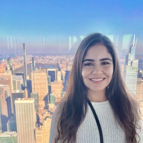 Gabriela, Babysitter em Porto