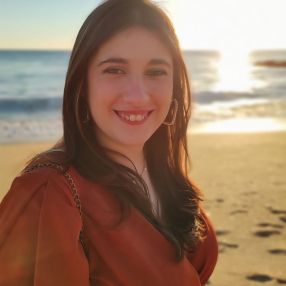 Inês, Babysitter em Faro