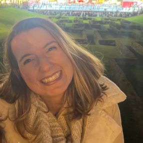 Vânia, Babysitter em Lisboa