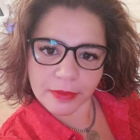 Mónica, Babysitter em Amora