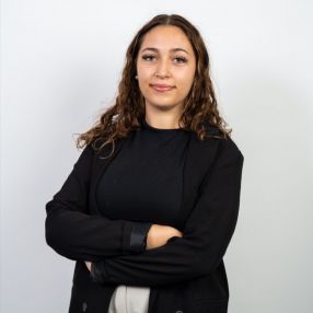 Dara, Babysitter em Algueirão-Mem Martins