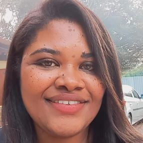 Aline Silva De Oliveira, Babysitter in Matosinhos