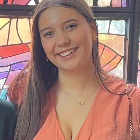 Inês, Babysitter em Porto