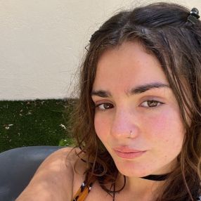 Tatiana, Babysitter em Lagos