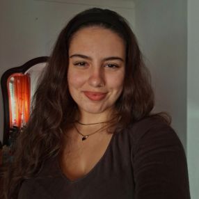 Iara, Babysitter em Vila Real de Santo António