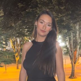 Sofia, Babysitter em Oliveira de Azeméis
