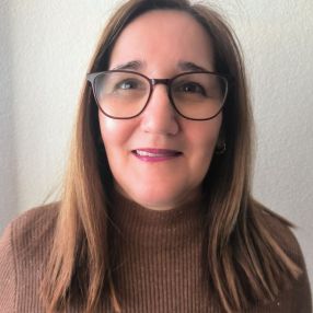 Cristina, Babysitter em Esmoriz