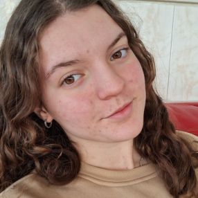 Elvira, Babysitter em Santo António dos Cavaleiros