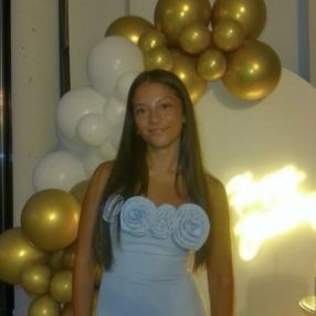 Sofia, Babysitter em Espinho