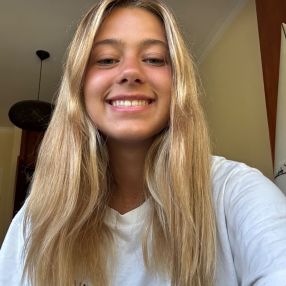 Ines, Babysitter em Estoril