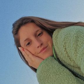 Tatiana, Babysitter em Silves