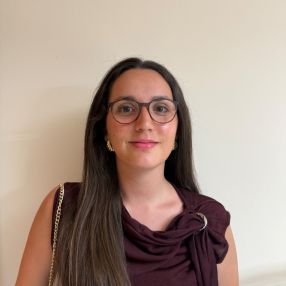 Beatriz, Babysitter in Cascais