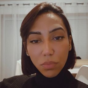 Vanessa, Babysitter em São João da Madeira
