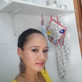 Ana, Babysitter em Quinta do Conde
