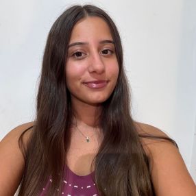 Laura, Babysitter em Figueira da Foz