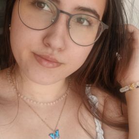 Sofia, Babysitter em Lisboa
