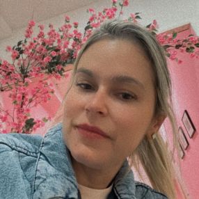 Ana, Babysitter em Lisboa