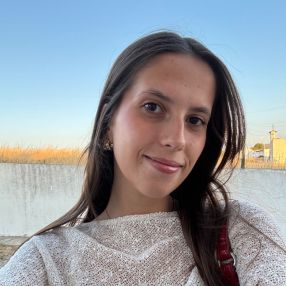 Beatriz, Babysitter in Coimbra