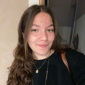 Iris, Babysitter em Queluz