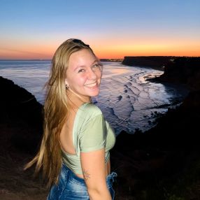 Giovanna, Babysitter em Portimão