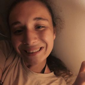 Beatriz, Babysitter em Guimarães