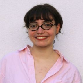 Inês, Babysitter em Ovar