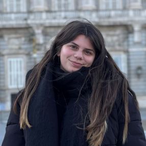 Beatriz, Babysitter em Peniche
