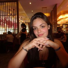 Leonor, Babysitter em Coimbra