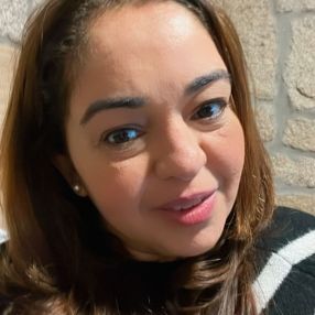 Rebeca, Babysitter em Vila Real
