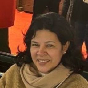 Valda, Babysitter in Viseu
