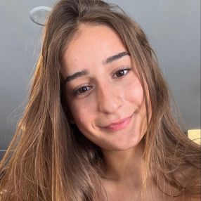 Bruna, Babysitter em Trofa