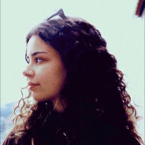Lara, Babysitter em Oliveira de Azeméis