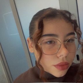 Melanie, Babysitter em Vagos