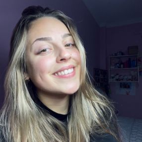 Bárbara, Babysitter em Lagos
