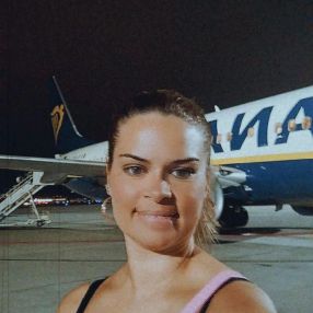 Tania, Babysitter em Lordelo