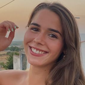 Ana, Babysitter em Leiria