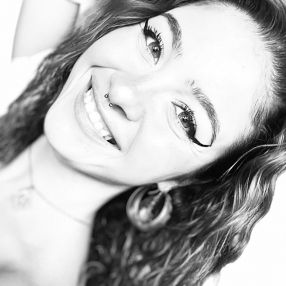 Mara, Babysitter em Amadora