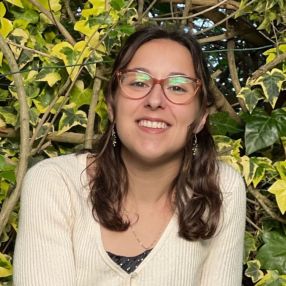 Mariana, Babysitter em Amora