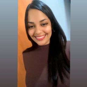Viviane, Babysitter em Corroios