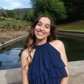 Bárbara, Babysitter em Viana do Castelo