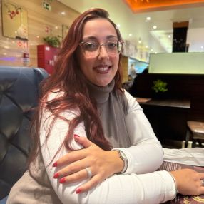 Luana, Babysitter em Almancil