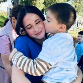 Borsos, Babysitter în Gherla