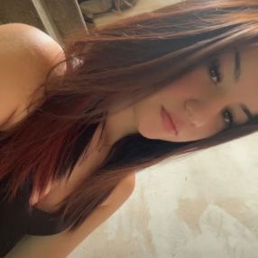 Georgiana, Babysitter în Hunedoara