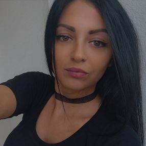 Anita, Babysitter in Satu Mare