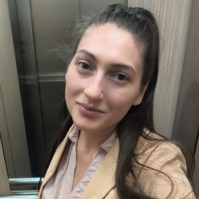 Mindii, Babysitter in Oradea