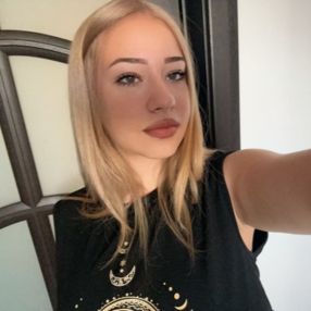 Ema, Babysitter în Orăștie