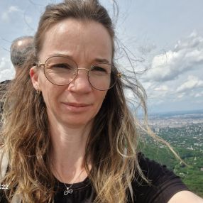 Ildiko, Babysitter în Câmpia Turzii