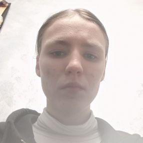 Paula, Babysitter în Botoșani