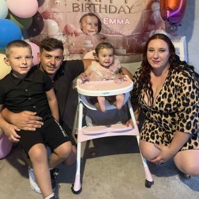 Denissa, Familie în Oradea
