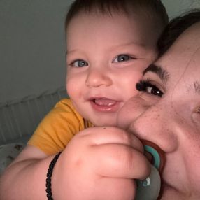 Andreea Denisa, Familie în Iași
